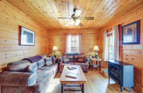 Apple Ridge House | Secluded Lenoir Cabin 4 Mi to Dtwn Blowing Rock