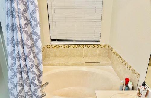 Round Rock House | Secluded Luxury Retreat: Your Exclusive Entire House Getaway!