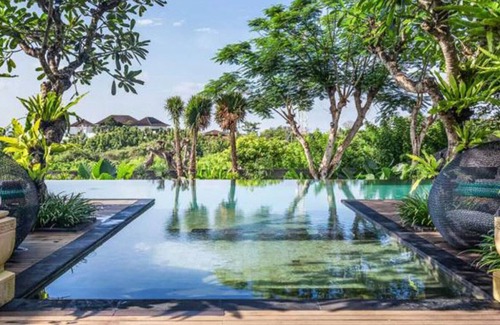 Pecatu Villa | Secluded Oasis in Bali with 7 Bedrooms,2244