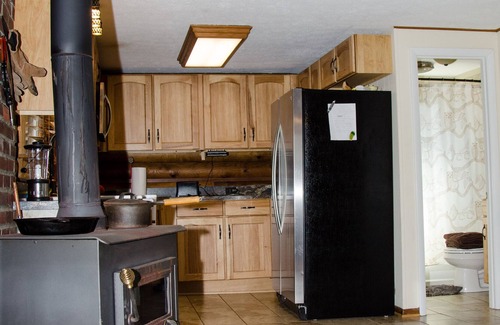 Lynchburg Cabin | Secluded Quiet 3 Bedroom 2.5 Bath Cabin Mins to Lynchburg / Amherst
