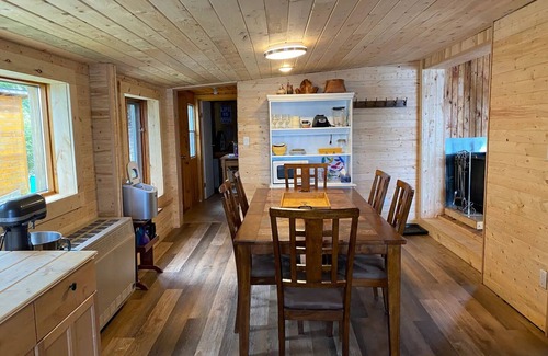 La Ronge Cabin | Secluded Remote Cabin on Beautiful Lac la Ronge *Boat Access ONLY*