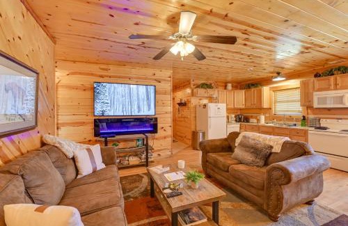 Beattyville House | Secluded Retreat BBQ, Lawn Games, and Fire Pit!