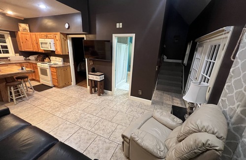 Norristown Cabin | Secluded Riverfront Cabin