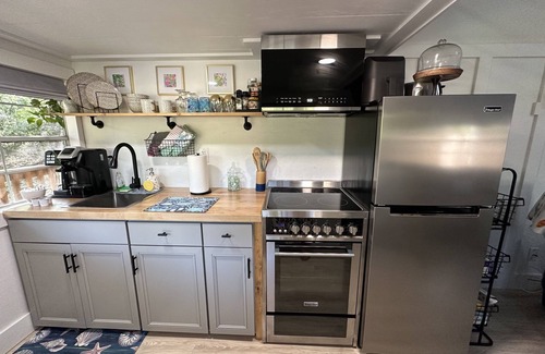 Hampstead House | Secluded Tiny Home Only Minutes To ☀️ 🏝 Topsail Island, NC 🏝☀️