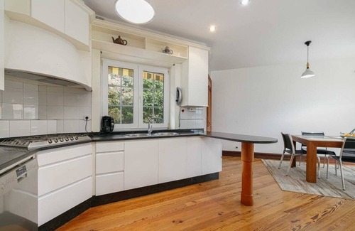 Baiona Old Town Ski Chalet | Second floor of house with enclosed property in Baiona.