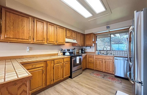 Sequim House | Secret Garden Charming Cottage on Dungeness Bay