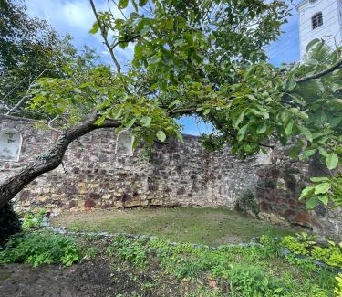 Koveskal House | Secret Garden - Titkos Kert Köveskál