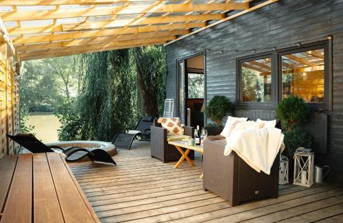 Rehenice Apartment | Secret Lake Prag magic place relaxation& wellness