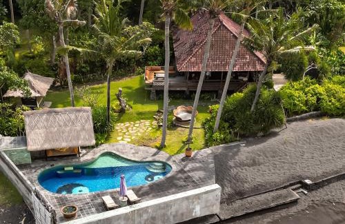 Jasri House | Secret Moon Beach House