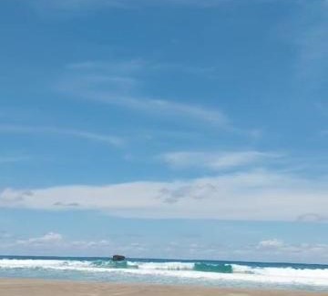 Nihiwatu House | See the sea eco Homestay