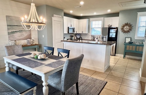 Galveston House | See Why Our Guests LOVE us. Holidays at the Beach are Best! Book NOW
