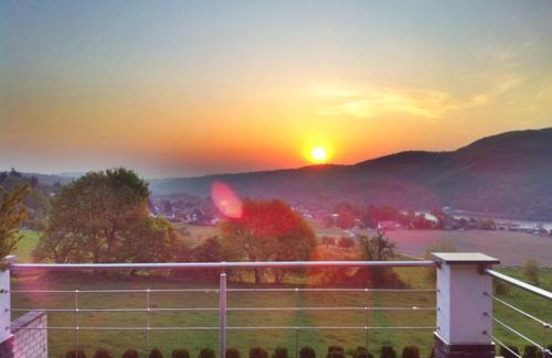 Obermaubach Apartment | Seeblick Oase