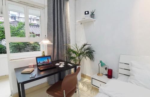 Chengdu City Centre Apartment | Seeking Flavors in Chengdu zhonglieci road