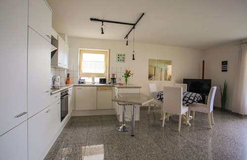 Immenstaad am Bodensee Apartment | Seenahe, bright apartment! In Immenstaad!