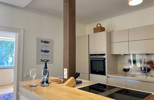 Nonnenhorn Apartment | Seeperle49 vacation apartment - special, stylish with its own beach