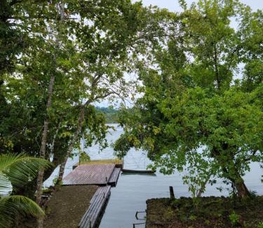 Marovo House | Seghe Accommodation