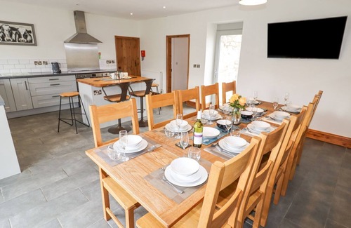 Denbigh Cottage | SEGRWYD UCHAF, family friendly, character holiday cottage in Denbigh