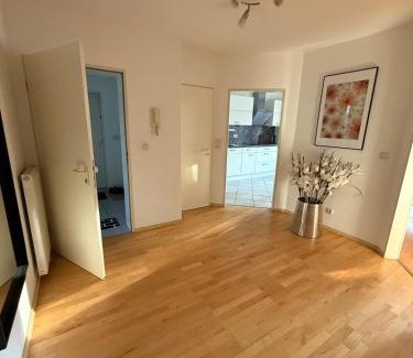 Wuerselen Apartment | Sehr schöne Wohnung 100 qm zentrale Lage 5 min nach Aachen