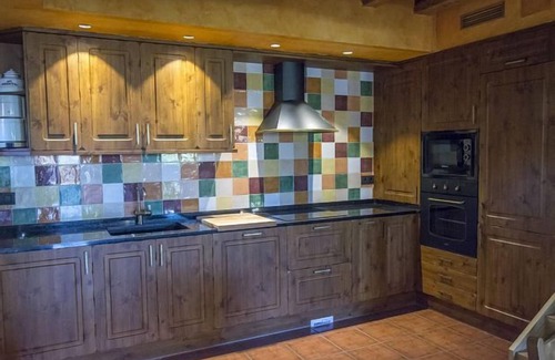 Narvaja Cottage | Self catering Lecea y Alianzas for 13 people