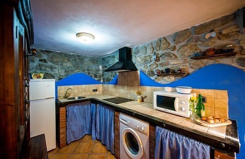 Oseja de Sajambre Cottage | Self catering El Encanto del Valleval for 4 people