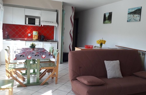 Girmont-Val-d'Ajol Apartment | self catering apartment for 4 people, heated pool access included