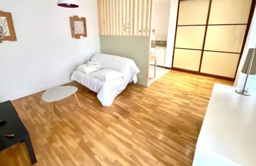 Cesson-Sevigne Apartment | Self-catering cottage in an old farmhouse