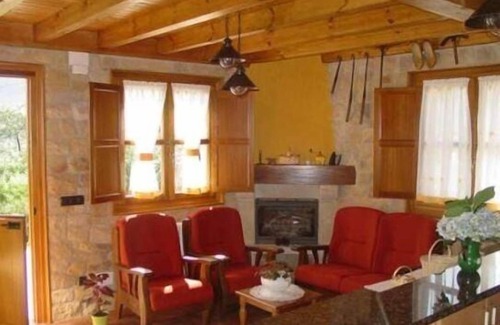 San Pelayo Cottage | Self catering El Madreñeru for 6 people