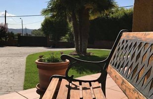 Llica d'Amunt Cottage | Self catering Torre Bona Vista for 10 people