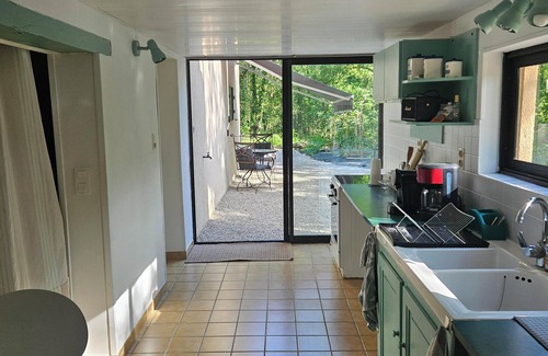 Valojoulx Apartment | Self-contained apartment in the heart of the forest, 6 minutes from Lascaux