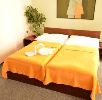 Zizkov Hotel | Self-service Hotel Ostaš Praha