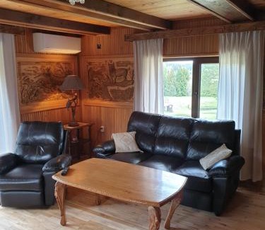 Gratiskes House | Semeniukų Sodyba