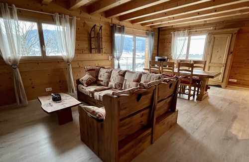 Villers-le-Lac Apartment | Semi-detached apartment in modern Comtoise farmhouse with lake view
