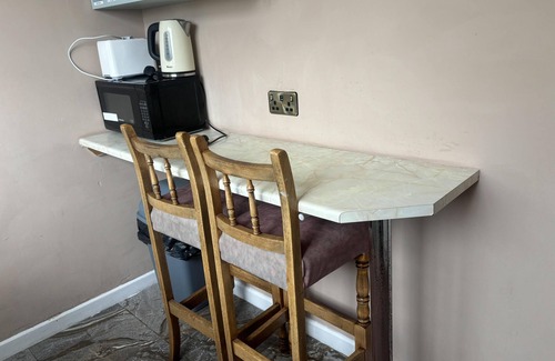 Cavan Apartment | Semi-Detached Old Style One Bedroom Apartment