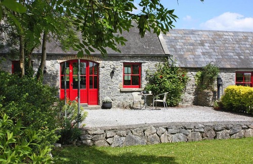 Terryglass House | Semi-Detached, Terryglass