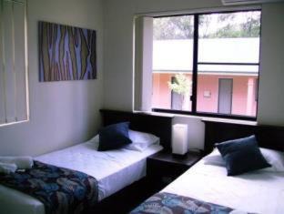 Brisbane Waterfront Apartment | Seminara Apartments Coochiemudlo Island