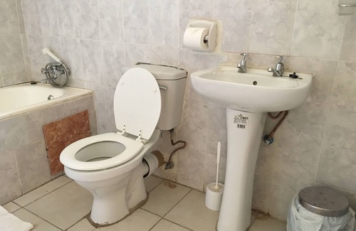 Gumare House | Semo Hotel