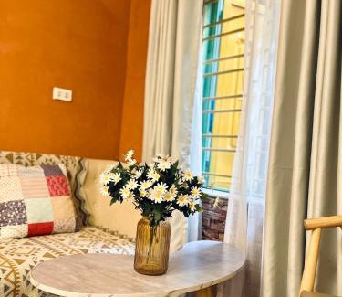 Hang Trong Apartment | Sen's Cozy House - 02 Queen beds - Kitchen - Center of Old Quarter, Hoan Kiem district
