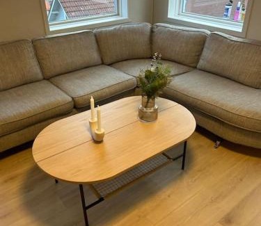 Egersund Apartment | Sentralt hus med egen parkering