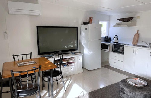 Inverloch Apartment | Separate & Self contained apartment in beautiful tropical garden close to beach.