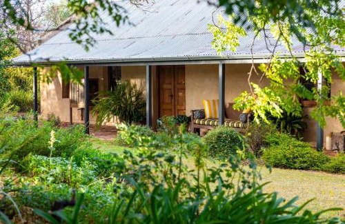 Seppeltsfield House | Seppeltsfield Vineyard Cottage Luxury Romantic Getaway