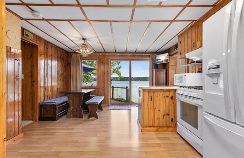 Nisswa Cabin | Sept & Oct dates still open! Clean Cabin, lots of Amenities & Gull Chain Access