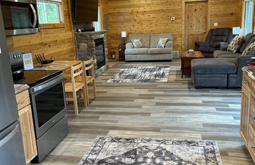 Sturgeon Bay House | SEPTEMBER PRIME SPOTS STILL AVAILABLE MAKE AN INQUIRY ✅