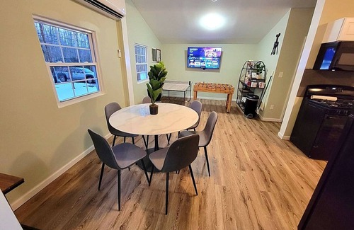 Hurleyville House | Serene 3-Bedroom Home with Dome, Hot Tub, Sauna