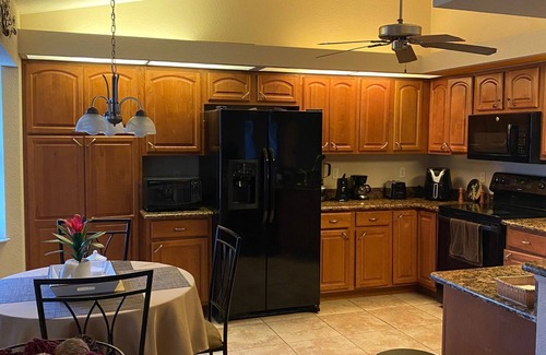 Port Charlotte - Charlotte Harbor House | Serene 3BR Retreat with 2 Baths - Your Perfect Getaway Awaits!