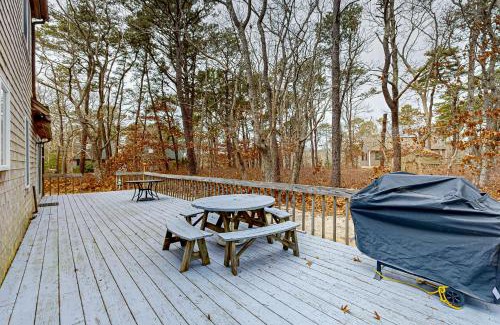 Wellfleet House | Serene Cape Escape