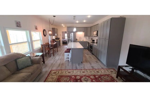 Franklinton Cottage | Serene Cottage & Wooded Retreat w Huge Porch!