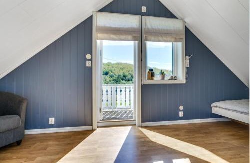 Tverlandet House | Serene Countryside Holiday Home with Fjord Views and blooming Gardens
