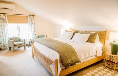 Rectortown Other | Serene Farmhouse and former winery on 44 acres of rolling hills.