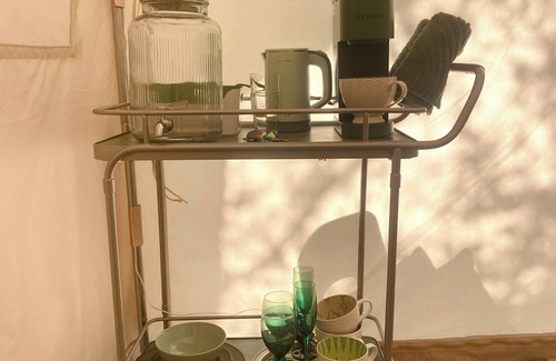 Morrison Cabin | Serene Glamping: Nature & Retreat