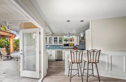 Guajome House | Serene hillside oasis with pool, spa, & BBQ - 20 min to beach